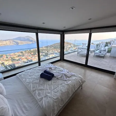 Sea View Heathed Pool 빌라 *