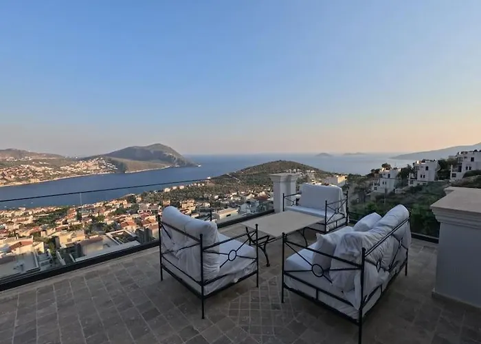 Vilă Sea View Heathed Pool Kalkan